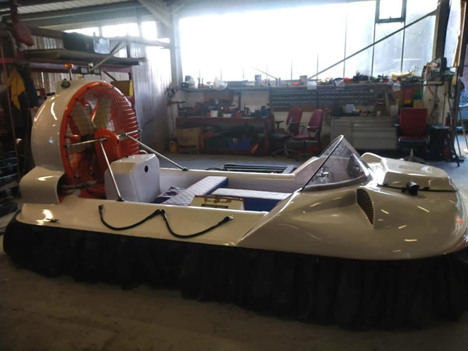 COASTAL-PRO Twin Engine HOVERCRAFT – Ex demo For Sale